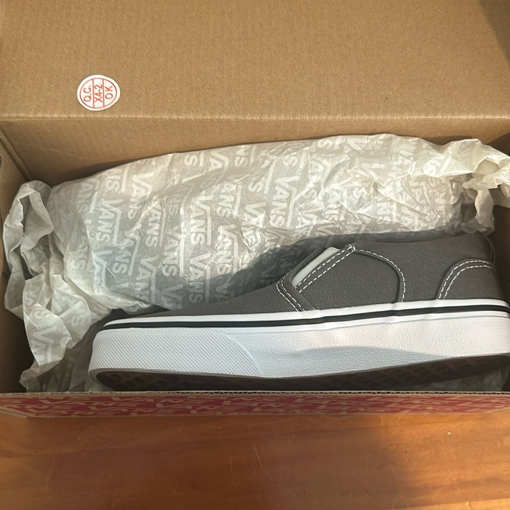 Vans Kids Asher sneaker in Canvas Pewter/White